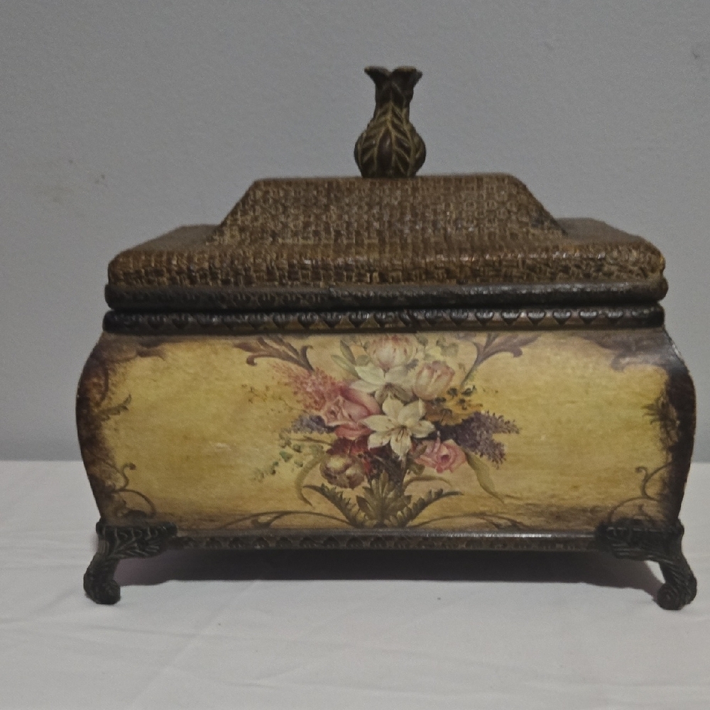 Floral Decorative Box with Lid